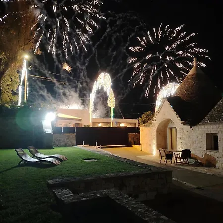 Trulli Sull'aia San Michele
