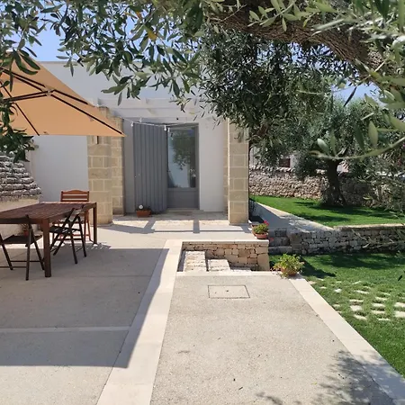 ゲストハウス Trulli Sull'aia San Michele