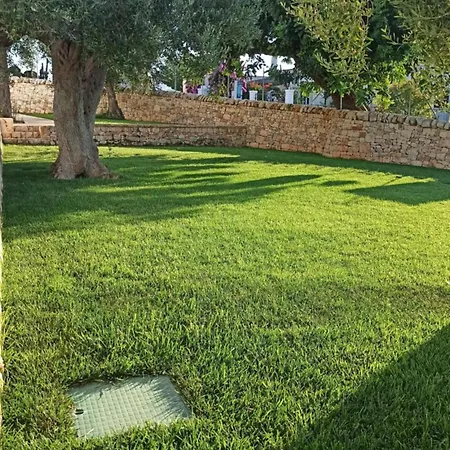 Trulli Sull'aia San Michele モノーポリ