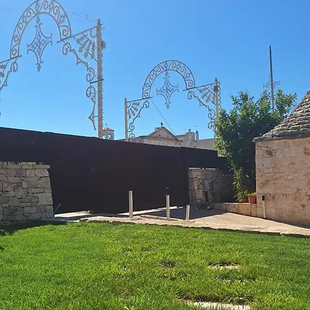 Trulli Sull'aia San Michele