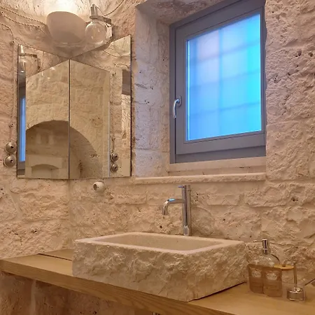 Trulli Sull'aia San Michele 4*